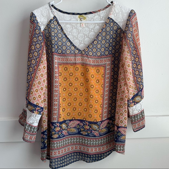 Fig & Flower Multicolor Quarter Sleeve Blouse - Picture 1 of 4